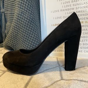 Candies Size 10 chunky heels